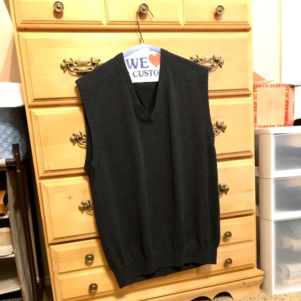 Sweater vest